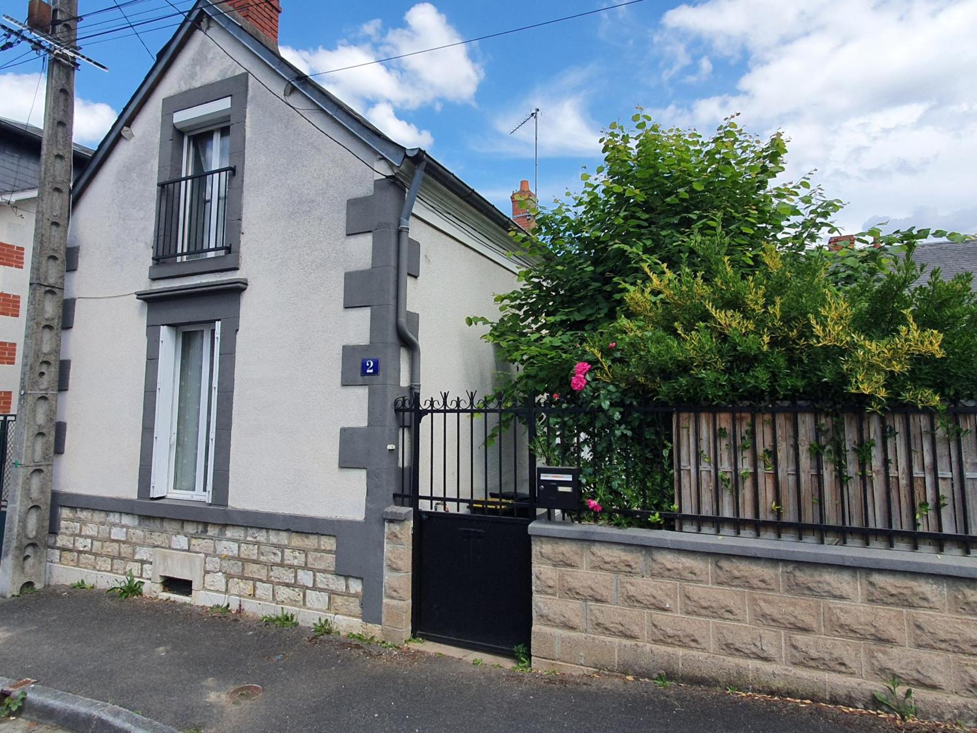 Maison De Ville Avec Jardin A 2 Pas Des Marais Et Quelques Mns Du Centre-Ville Bourges Esterno foto